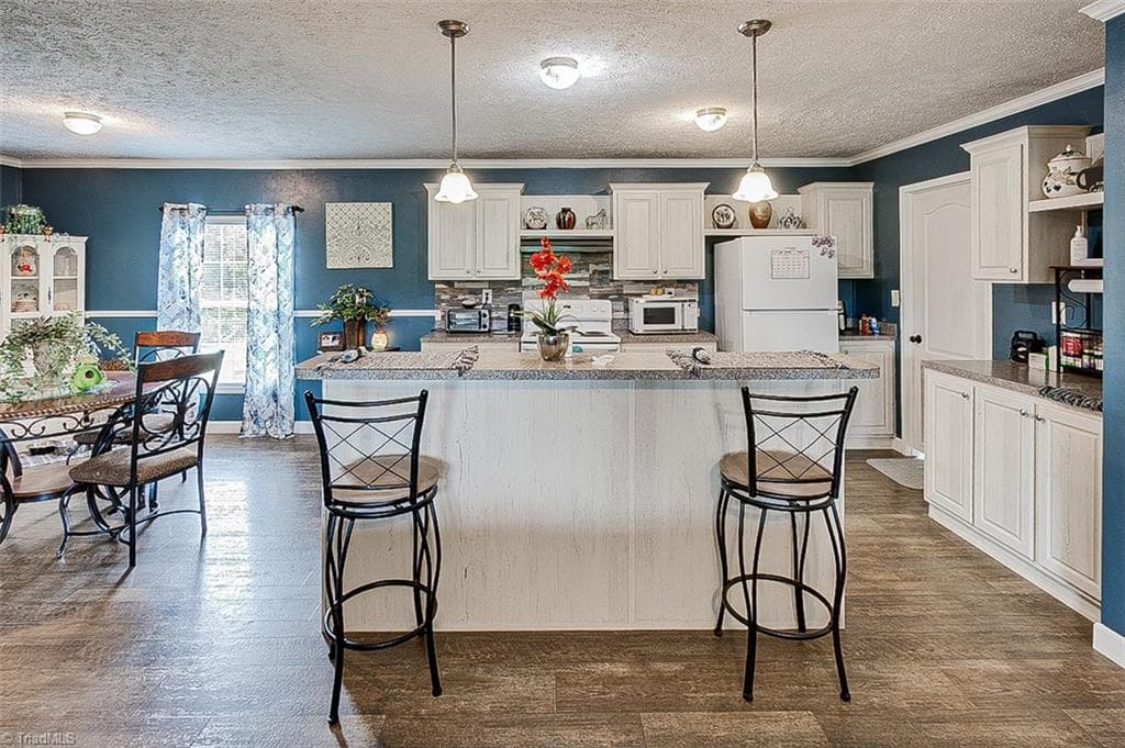 Manufactured Home at 2118 and 2146 Warren Drive, Staley NC 27355, photo 12 of 35