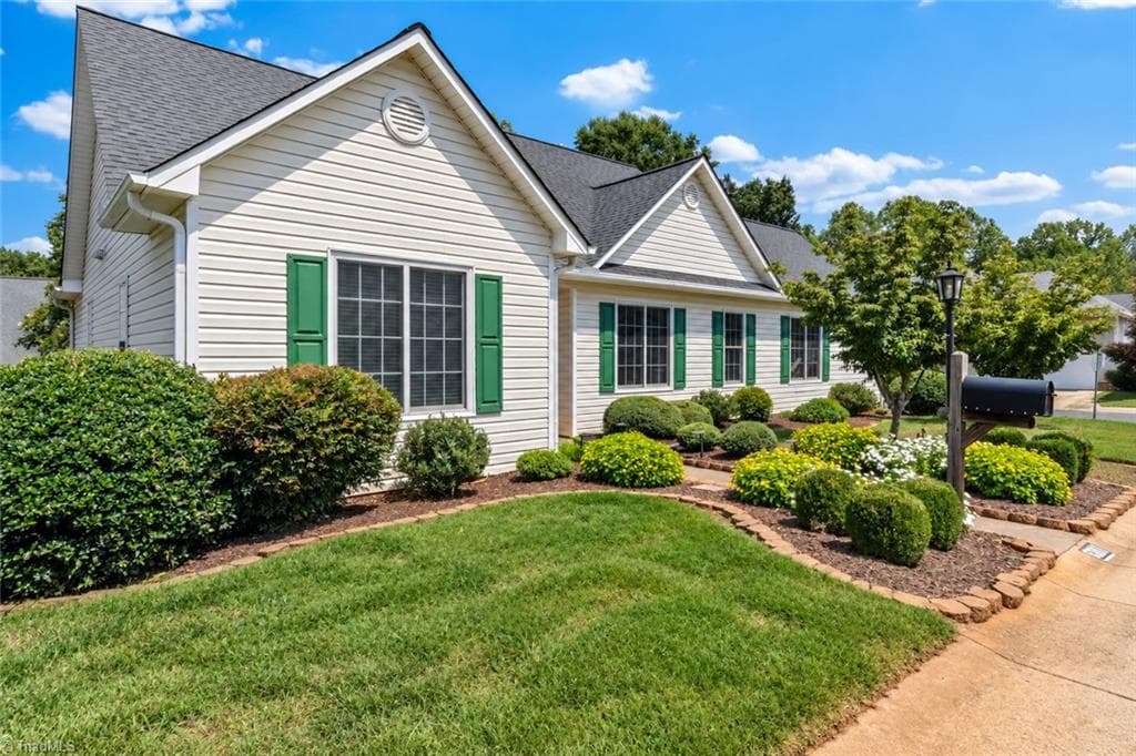 Stick/Site Built at 5201 Old Plantation Circle, Winston-Salem NC 27104, photo 2 of 30
