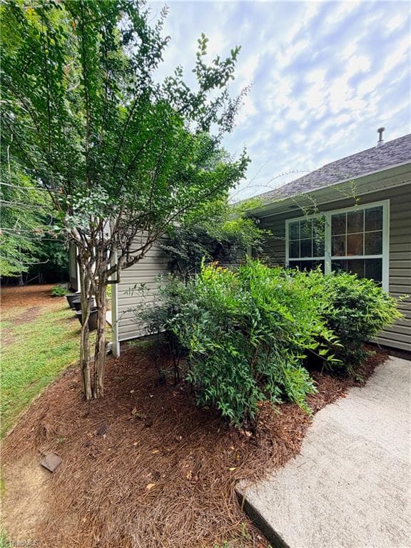 Stick/Site Built at 313 Quarterpath Lane, Jamestown NC 27282, Jamestown, photo 22 of 29
