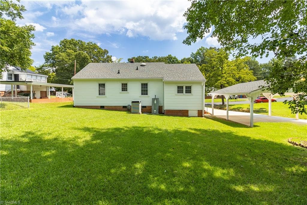 Stick/Site Built at 625 N Elm Street, Asheboro NC 27203, photo 26 of 39