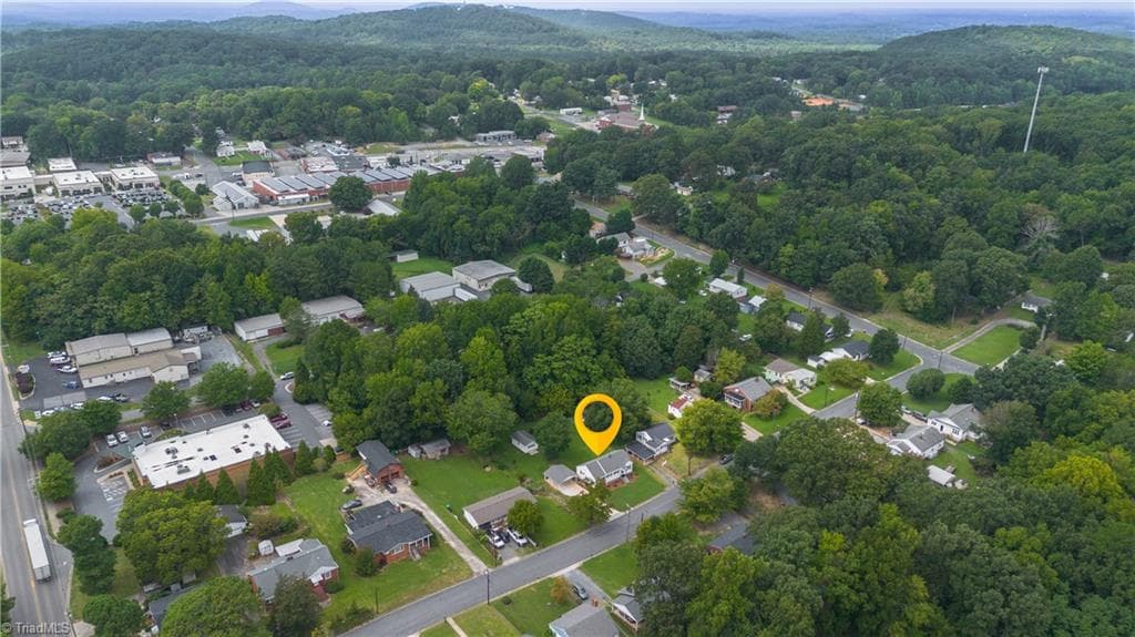 Stick/Site Built at 625 N Elm Street, Asheboro NC 27203, photo 33 of 39