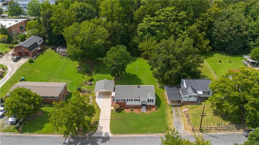 Stick/Site Built at 625 N Elm Street, Asheboro NC 27203, photo 31 of 39
