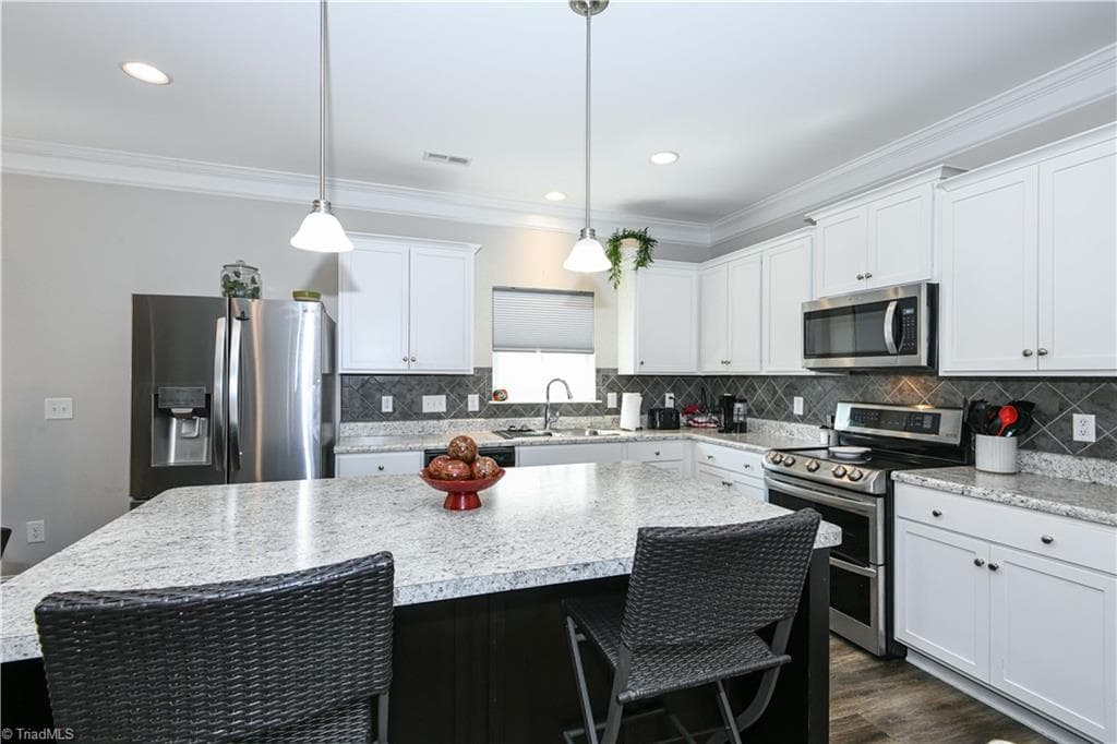Stick/Site Built at 6725 Barton Creek Drive, Whitsett NC 27377, photo 7 of 32