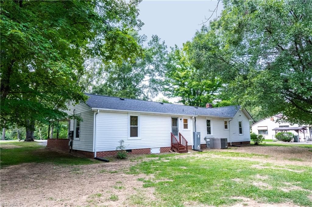 Stick/Site Built at 1224 Glenwood Avenue, Salisbury NC 28146, Salisbury, photo 36 of 41