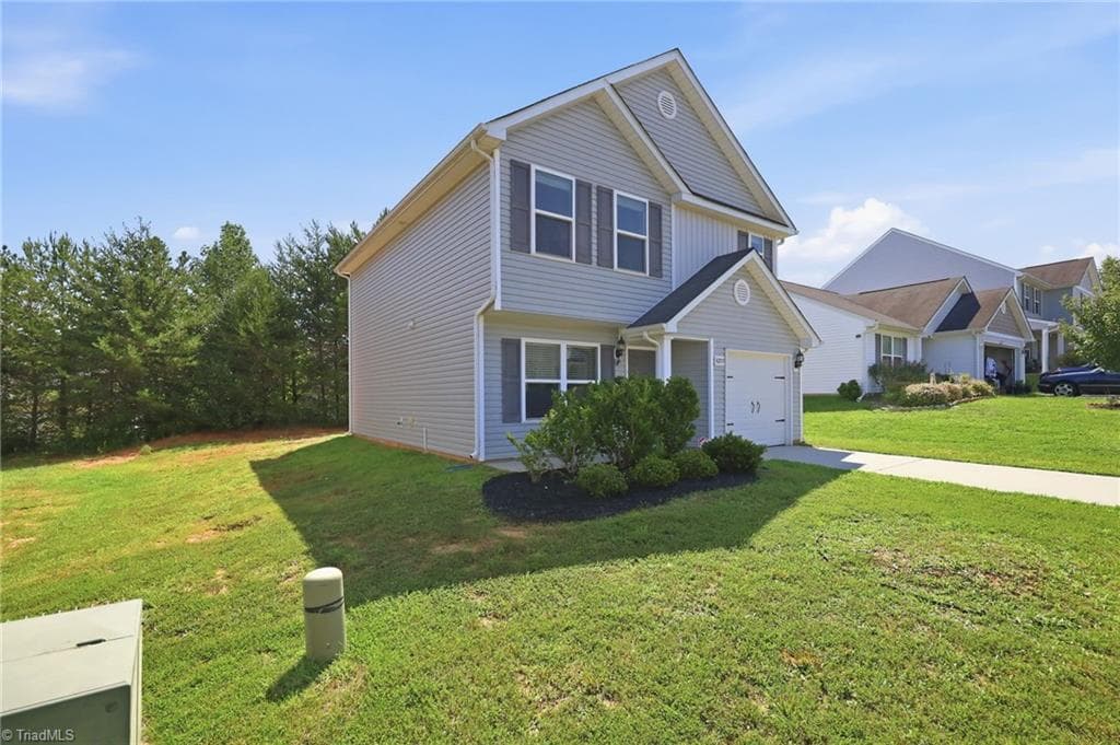 Stick/Site Built at 4259 Piedmont Farms Way, Winston-Salem NC 27107, Winston-Salem, photo 2 of 47