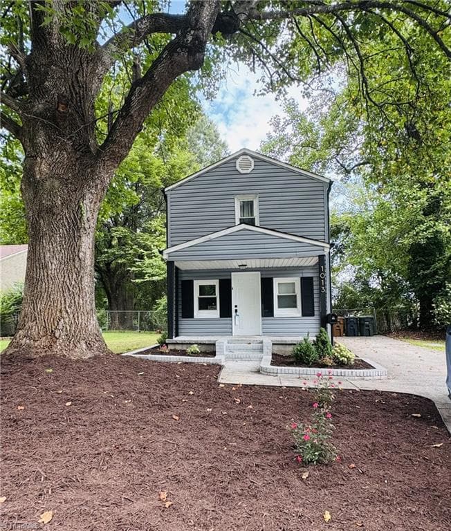 Stick/Site Built at 1013 Willow Road, Greensboro NC 27401, photo 2 of 24