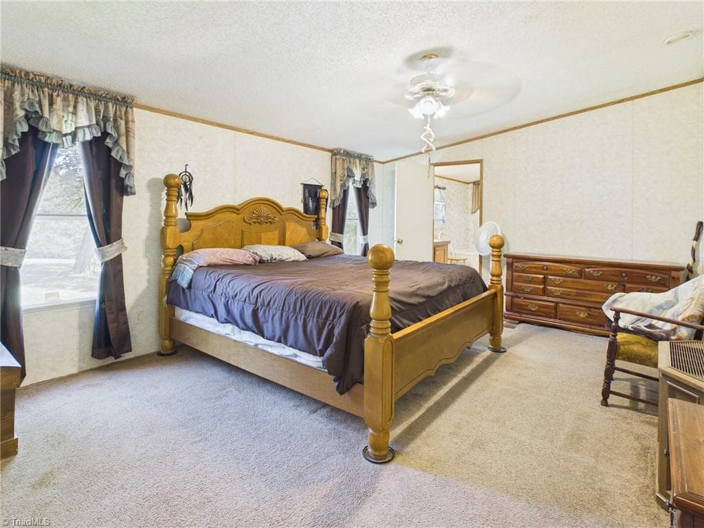 Manufactured Home at 51 Fred Jolly Lane, Taylorsville NC 28681, Taylorsville, photo 17 of 50