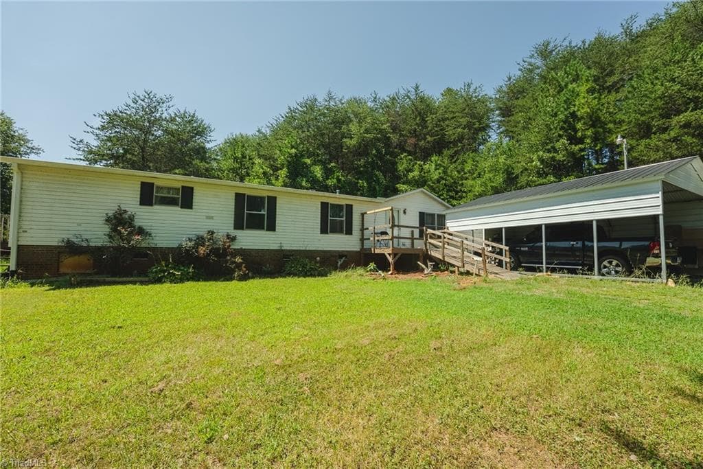 Manufactured Home at 51 Fred Jolly Lane, Taylorsville NC 28681, Taylorsville, photo 24 of 50