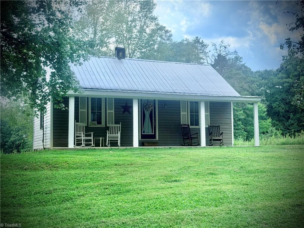 8750 Dennis Road, Germanton NC 27019