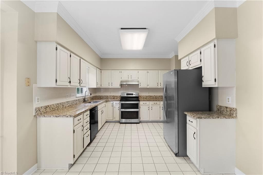 Stick/Site Built at 6917 August Drive, Clemmons NC 27012, photo 17 of 48