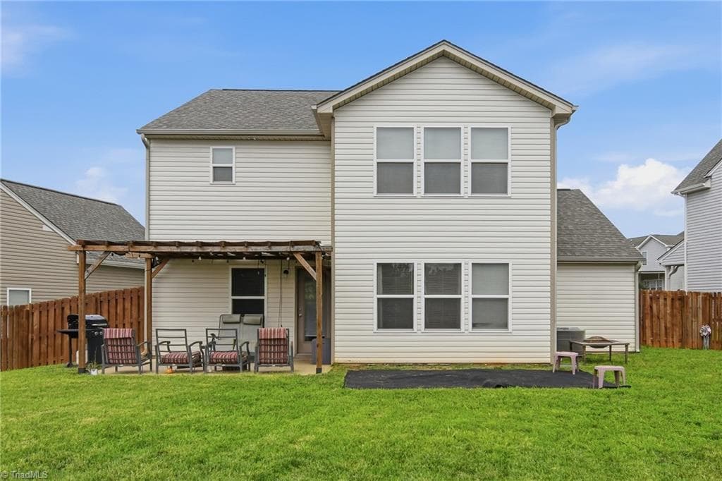 Stick/Site Built at 5010 Shorthorn Way, Greensboro NC 27405, photo 27 of 34