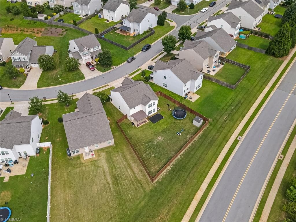 Stick/Site Built at 5010 Shorthorn Way, Greensboro NC 27405, photo 32 of 34