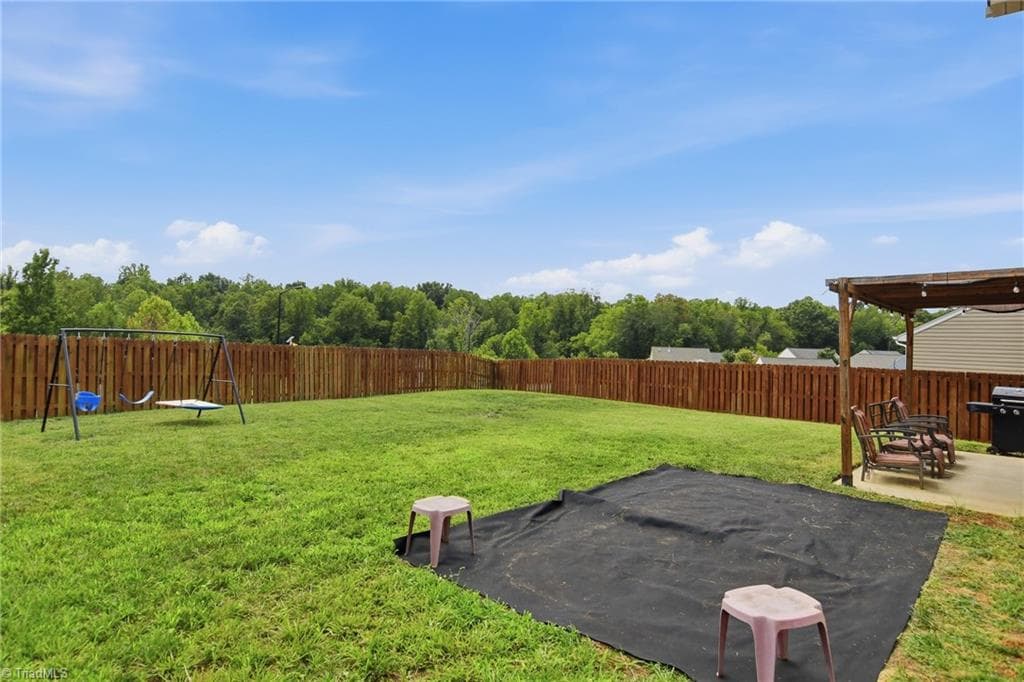 Stick/Site Built at 5010 Shorthorn Way, Greensboro NC 27405, photo 28 of 34