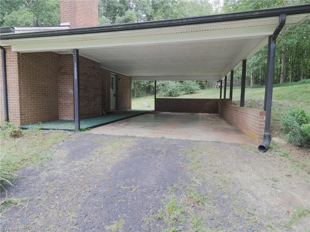 Stick/Site Built at 1955 Siloam Road, Mount Airy NC 27030, Mount Airy, photo 11 of 54