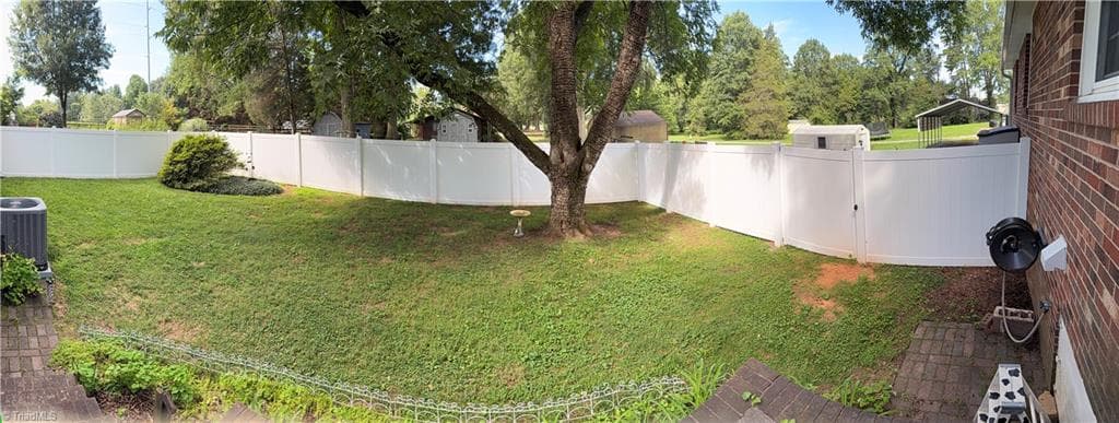 Stick/Site Built at 4608 High Point Road, Kernersville NC 27284, Kernersville, photo 49 of 66