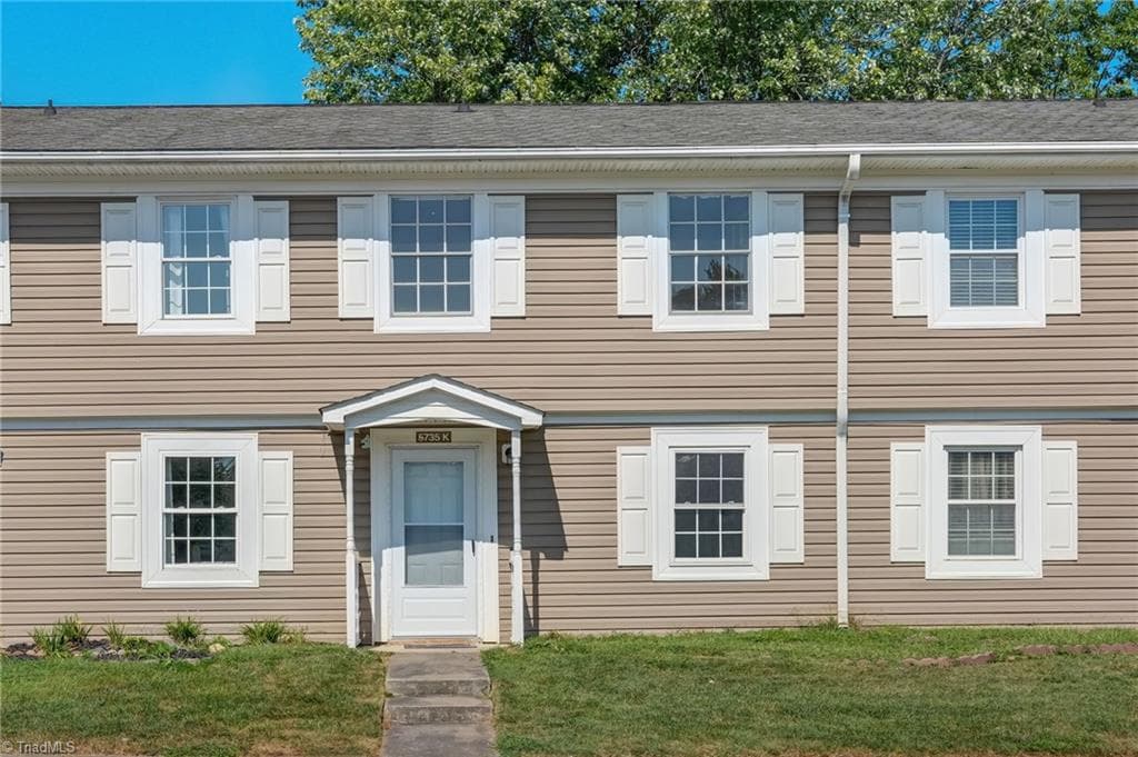 5735 Bramblegate Road # K, Greensboro NC 27409