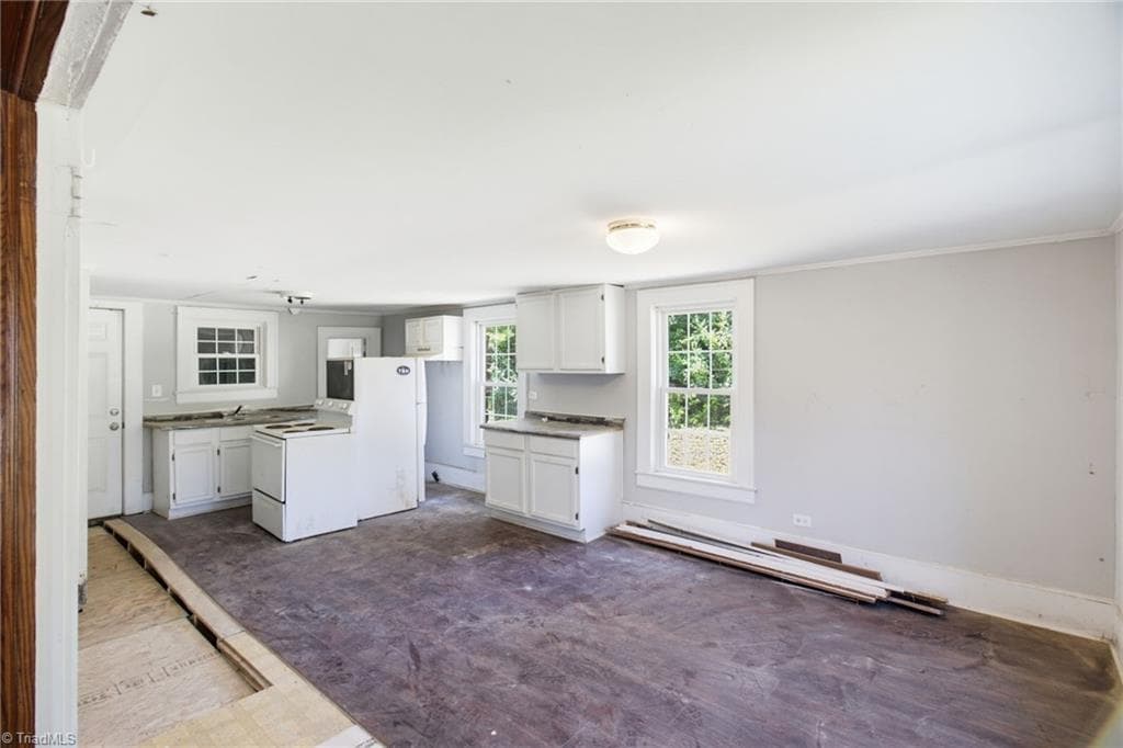 Stick/Site Built at 300 New Street, High Point NC 27260, High Point, photo 21 of 62