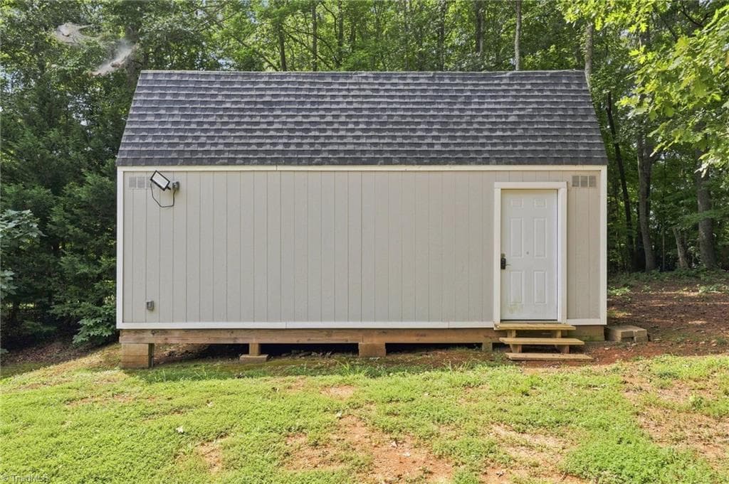 Stick/Site Built at 5823 Big Oak Way, Randleman NC 27317, photo 43 of 47