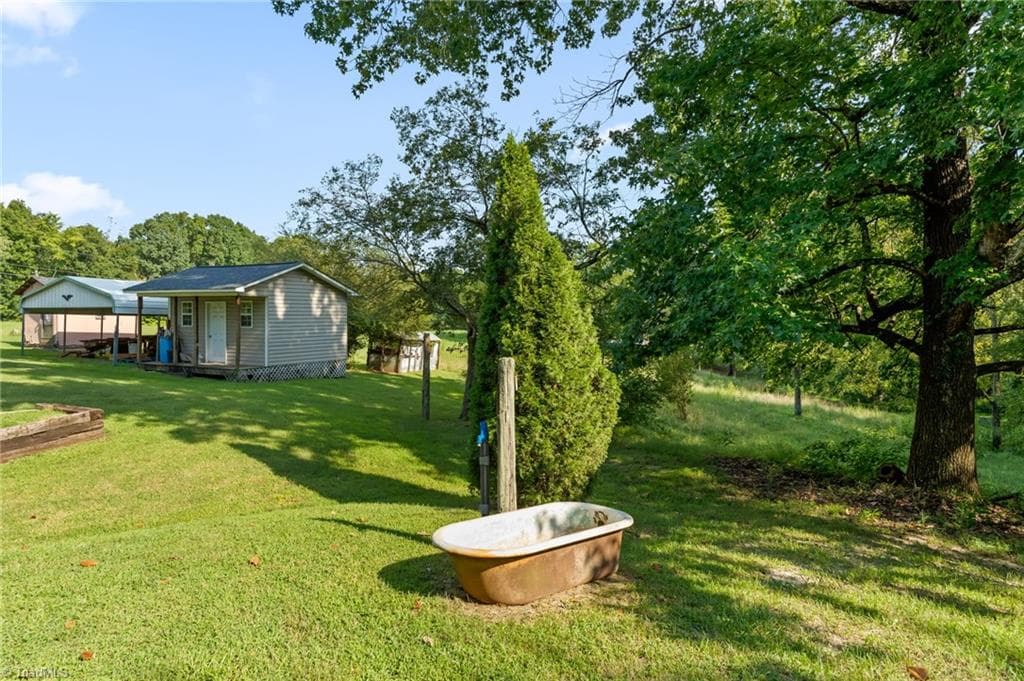 Stick/Site Built at 2294 N Old Greensboro Road, High Point NC 27265, photo 33 of 44