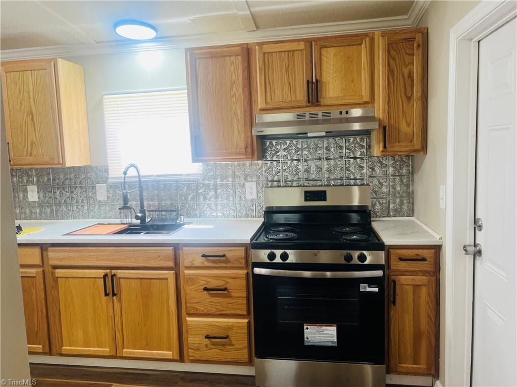Manufactured Home at 134 Stout Lane, Pilot Mountain NC 27041, photo 7 of 19
