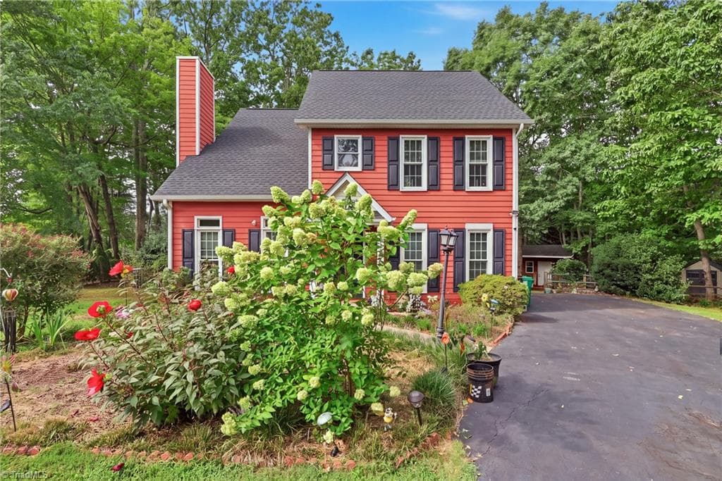 8984 Stamford Club Court, King NC 27045
