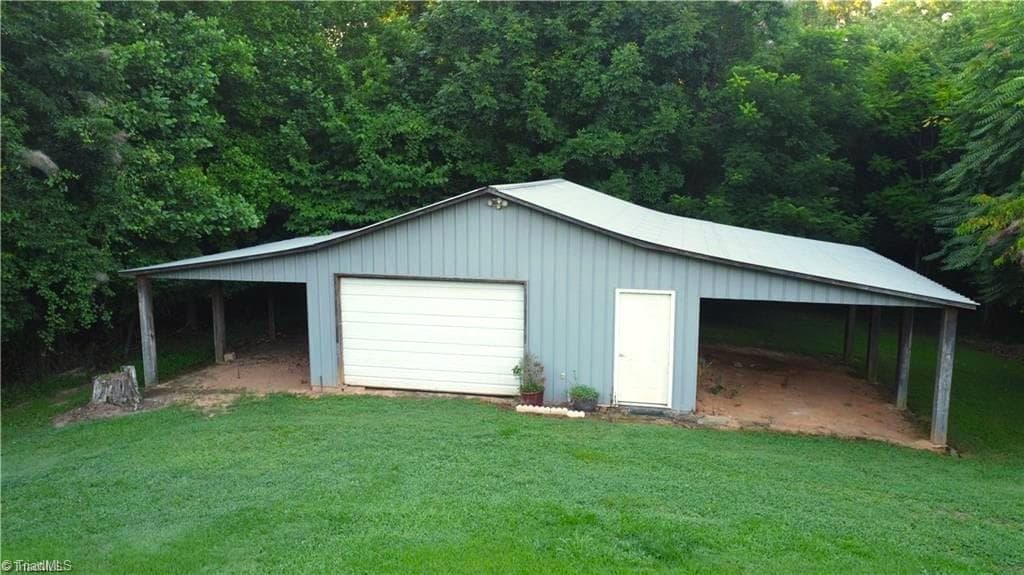 Stick/Site Built at 10033 NC Highway 89 W, Westfield NC 27053, photo 7 of 39