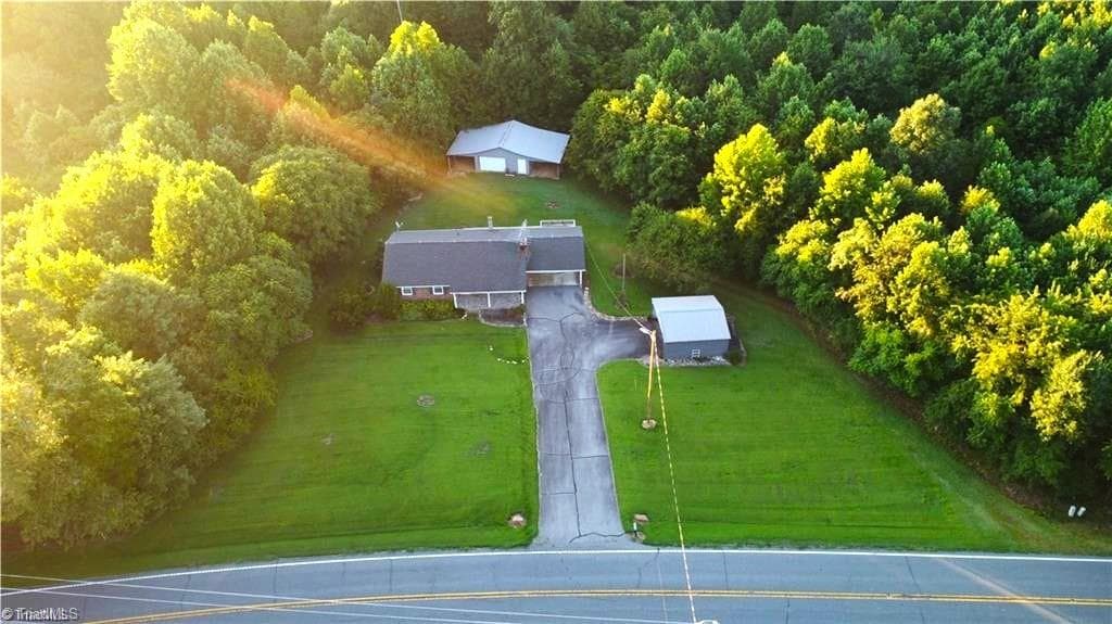 Stick/Site Built at 10033 NC Highway 89 W, Westfield NC 27053, photo 31 of 39