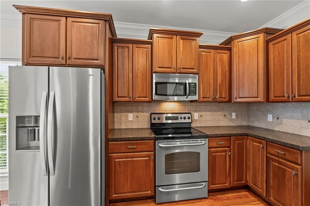 Stick/Site Built at 3321 Lower Lake Road, Thomasville NC 27360, photo 13 of 50