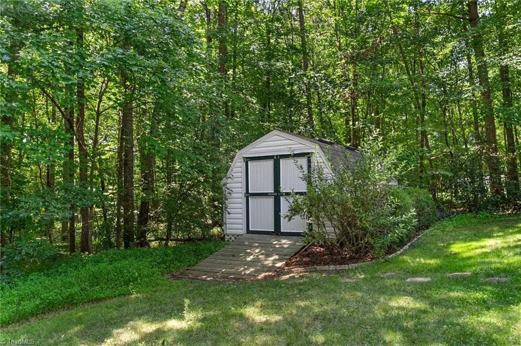 Stick/Site Built at 3005 Bramblewood Drive, Mebane NC 27302, Mebane, photo 37 of 42