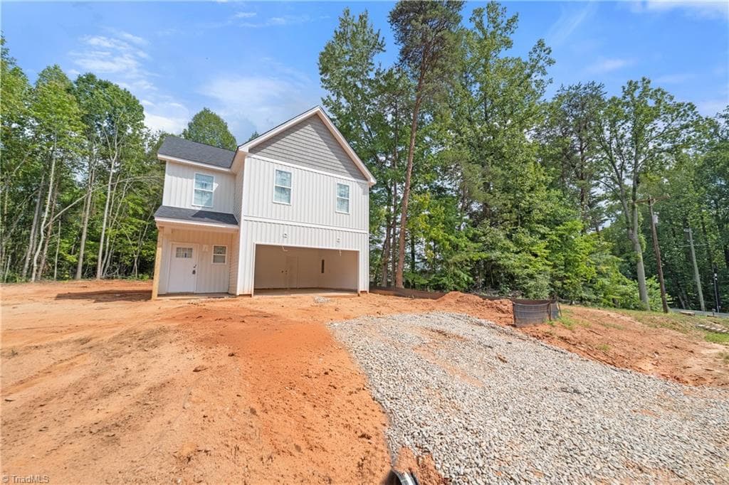 Stick/Site Built at 4375 Allen Drive, Winston-Salem NC 27101, Winston-Salem, photo 2 of 17