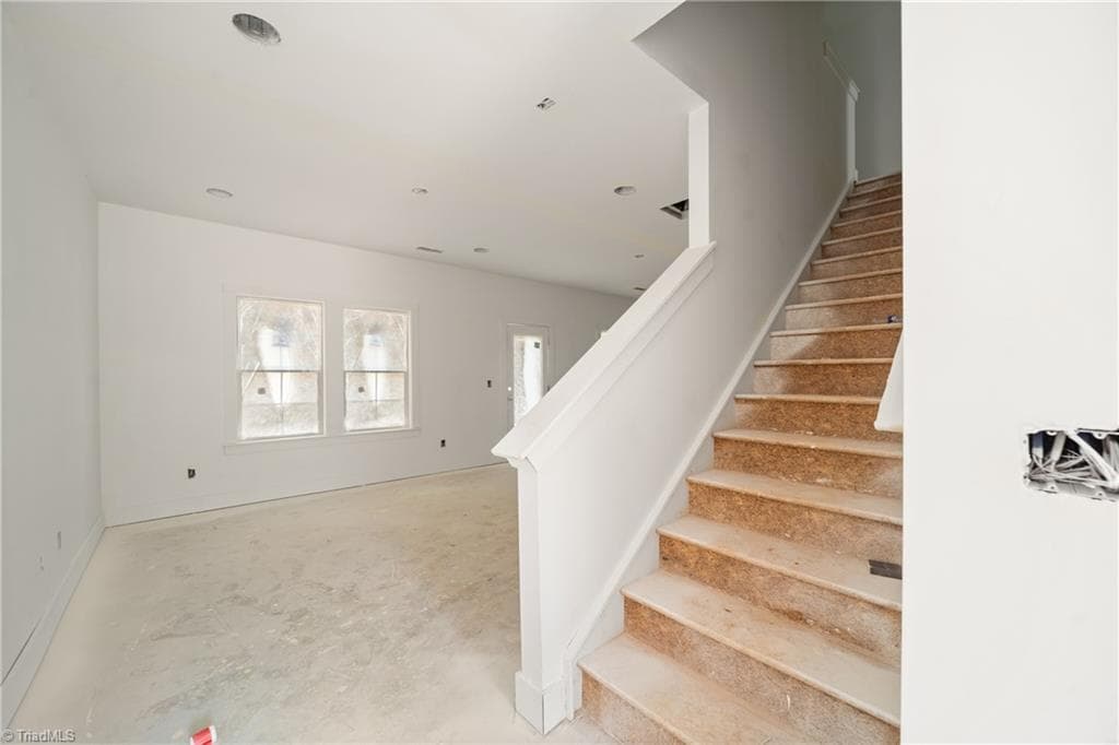 Stick/Site Built at 4375 Allen Drive, Winston-Salem NC 27101, Winston-Salem, photo 9 of 17