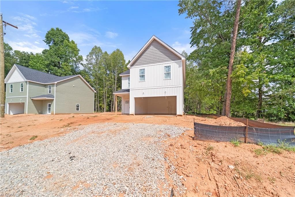 Stick/Site Built at 4375 Allen Drive, Winston-Salem NC 27101, Winston-Salem, photo 4 of 17