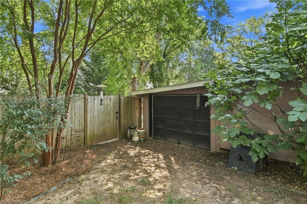 Stick/Site Built at 2336 Elizabeth Avenue, Winston-Salem NC 27103, Winston-Salem, photo 29 of 30
