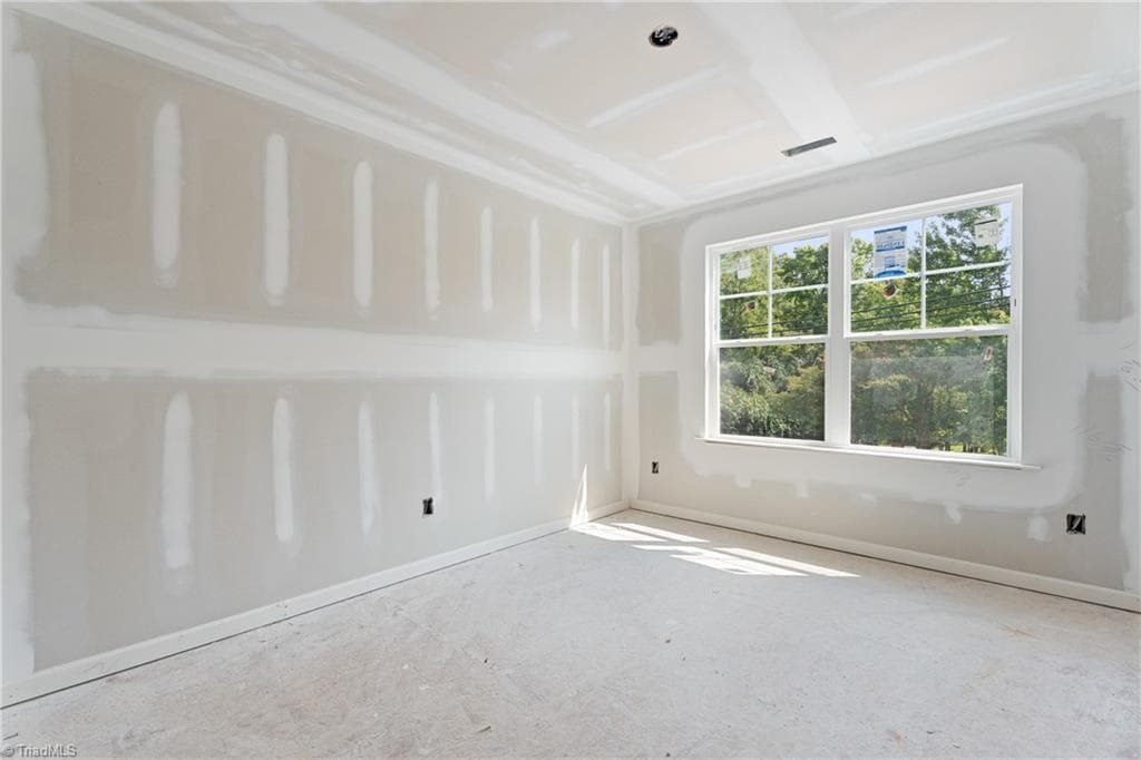 Stick/Site Built at 2033 E 14Th Street, Winston-Salem NC 27105, Winston-Salem, photo 10 of 20