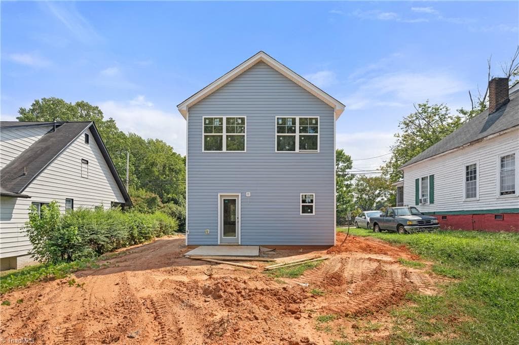 Stick/Site Built at 2033 E 14Th Street, Winston-Salem NC 27105, Winston-Salem, photo 18 of 20