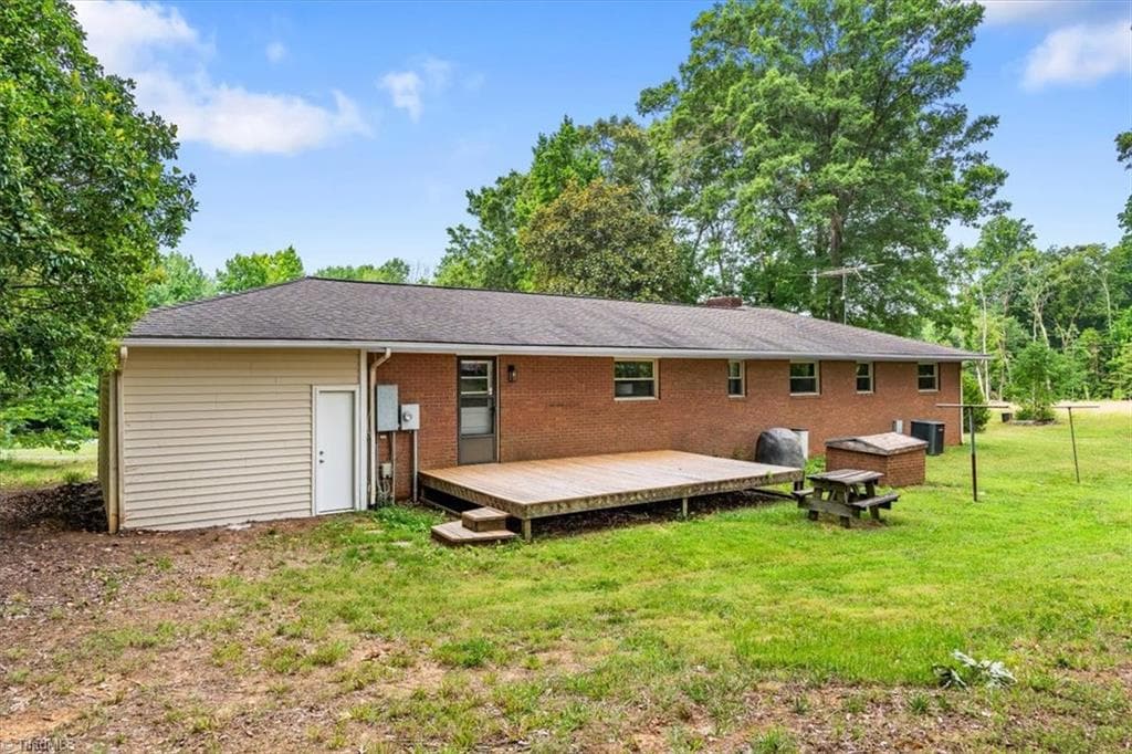 Stick/Site Built at 708 Dawson Miller Road, Asheboro NC 27205, photo 31 of 36