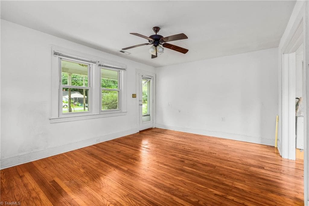 Stick/Site Built at 921 Gordon Street, High Point NC 27260, High Point, photo 11 of 52
