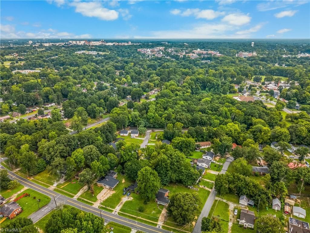 Stick/Site Built at 921 Gordon Street, High Point NC 27260, High Point, photo 51 of 52