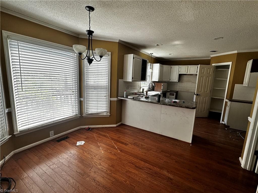 Stick/Site Built at 1720 Braemore Court, Kernersville NC 27284, photo 7 of 18