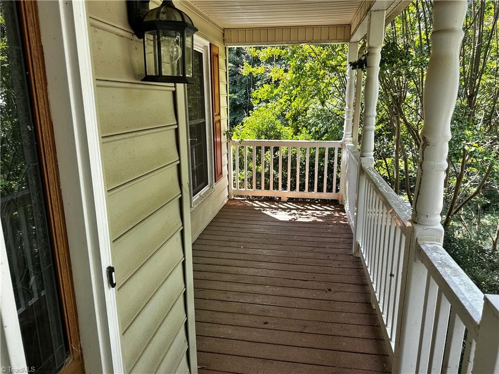 Stick/Site Built at 1720 Braemore Court, Kernersville NC 27284, photo 3 of 18