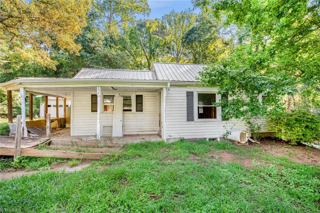Stick/Site Built at 123 Old Linville Road, Kernersville NC 27284, Kernersville, photo 11 of 36