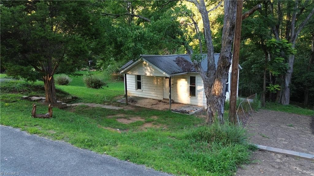 Stick/Site Built at 129 Old Linville Road, Kernersville NC 27284, Kernersville, photo 19 of 28