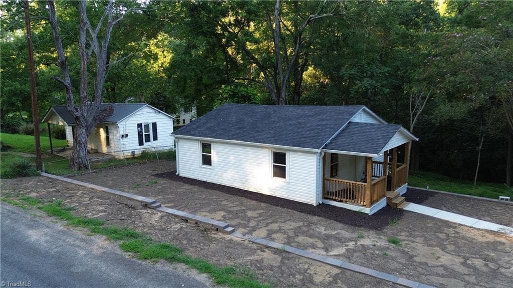 Stick/Site Built at 129 Old Linville Road, Kernersville NC 27284, Kernersville, photo 27 of 28