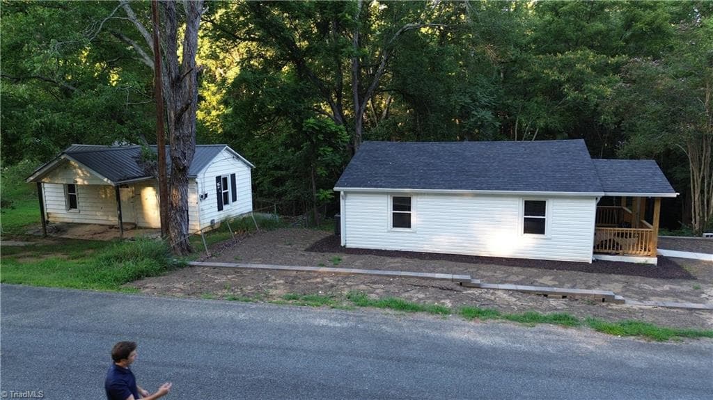Stick/Site Built at 129 Old Linville Road, Kernersville NC 27284, Kernersville, photo 21 of 28