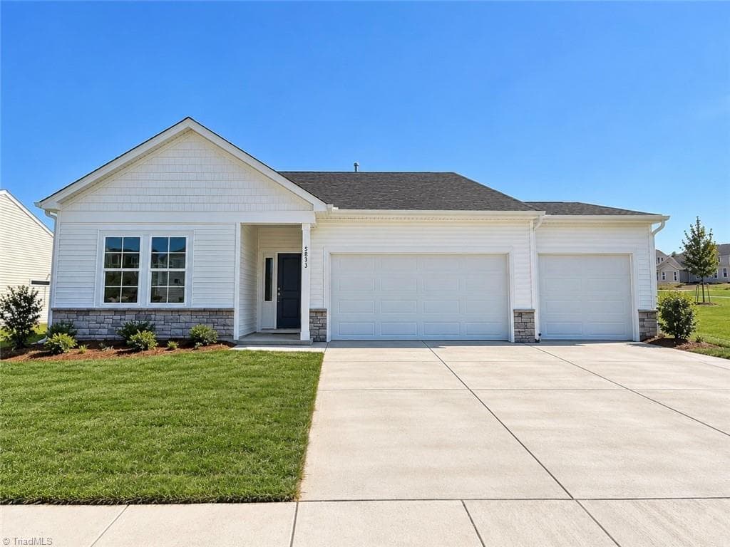 5833 Latigo Court, Clemmons NC 27012