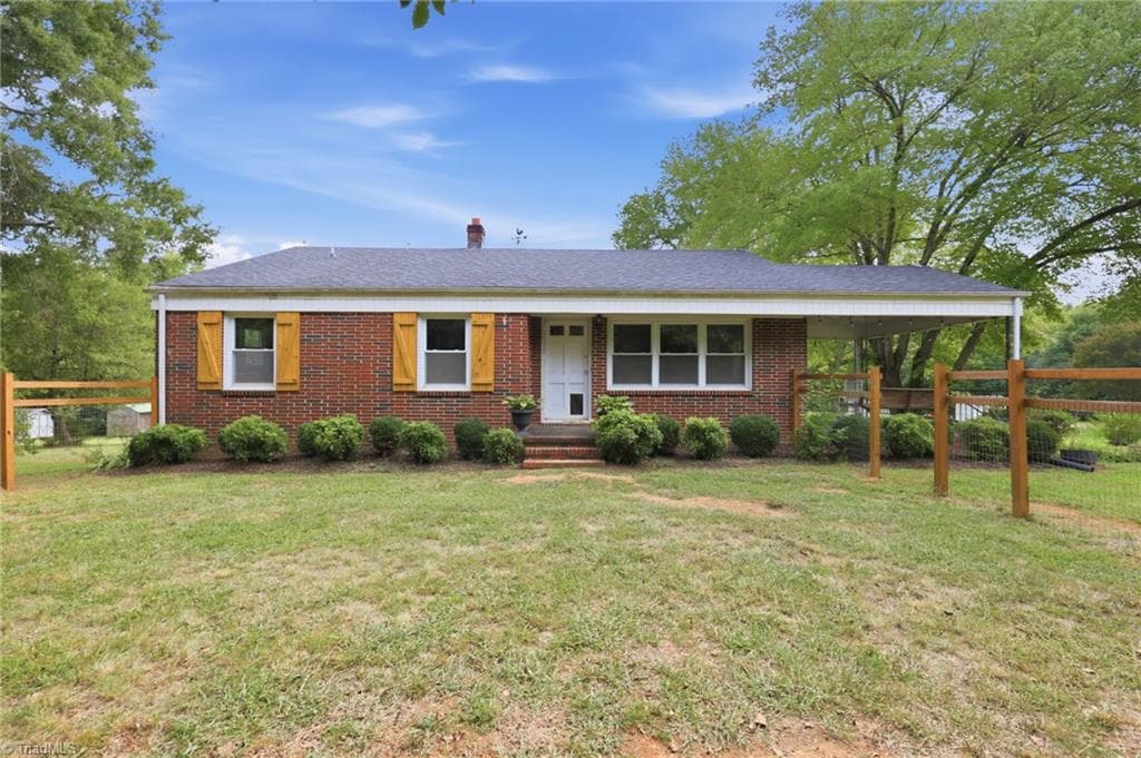 216 Underwood Road, Elon NC 27244