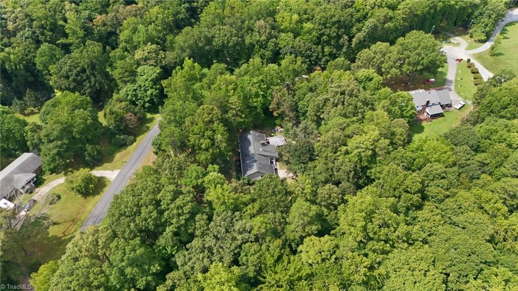 Stick/Site Built at 100 Brandon Court, Lexington NC 27295, photo 31 of 32