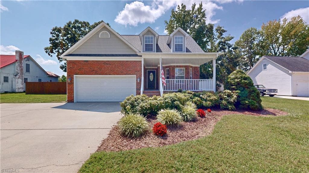 3879 WOOD Avenue, Archdale NC 27263