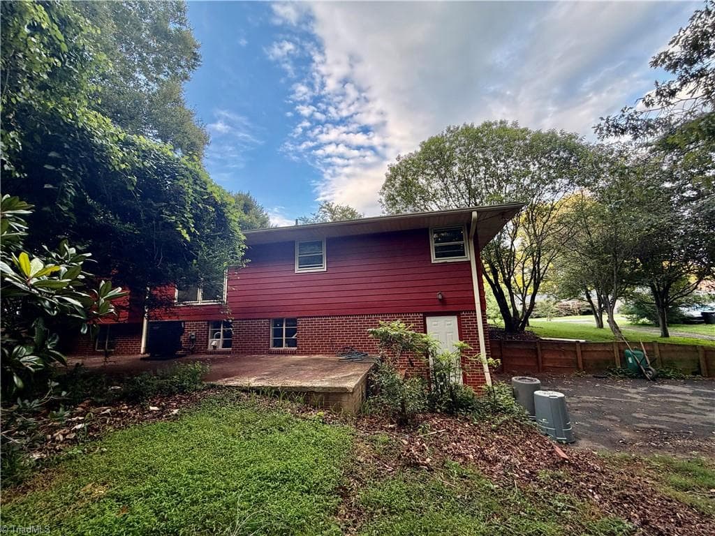 Stick/Site Built at 208 Harris Avenue, Elkin NC 28621, Elkin, photo 55 of 74