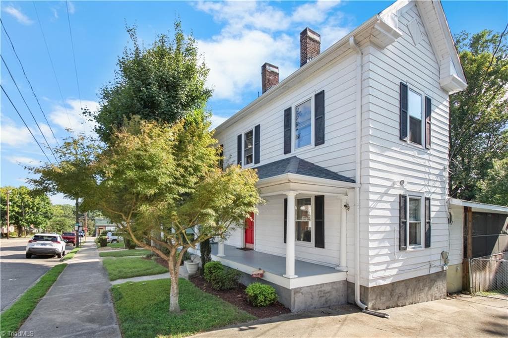 Stick/Site Built at 632 S Green Street, Winston-Salem NC 27101, Winston-Salem, photo 3 of 37